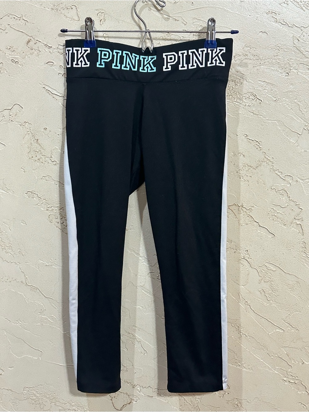 PINK Victoria's Secret Black Ultimate Yoga Capri Legging Logo Waistband Size XS